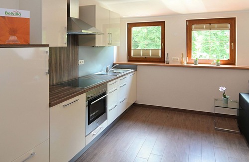 Eslarn Apartment | Modern apartment in Bavaria with garden