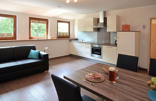 Eslarn Apartment | Modern apartment in Bavaria with garden