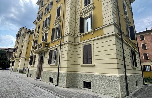 Reggio nell'Emilia Apartment | Modern Apartment La Dolce Vita