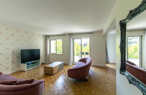 Auteuil Apartment | Modern Apartment - Pont Mirabeau