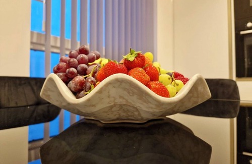 Alperton Apartment | Modern Apartment- Wembley Stadium - Parking