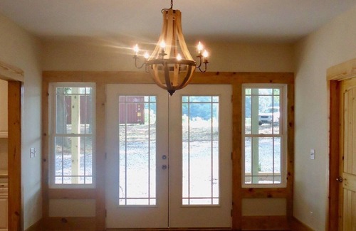 Farmington House | Modern barn home or event place in a quiet setting on a 5 acre lot