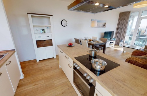 Pelzerhaken Apartment | Modern beachfront apartment A-01 with two bathrooms, terrace and sea view