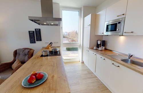 Pelzerhaken Apartment | Modern beachfront apartment A-01 with two bathrooms, terrace and sea view