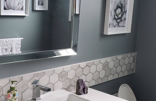 Bear Mountain Resort House | Modern Bear Mountain Getaway