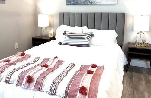 Redwood City Cottage | Modern & Bright Cottage Walkable to Cafes and Shops