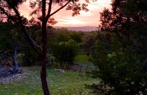 Uvalde House | Modern Cabin with Hill Country Views