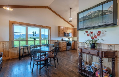 Victor Cabin | Modern Cabin with Stunning Teton Views