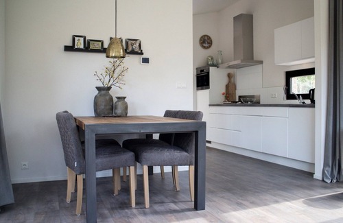 Otterlo Ski Chalet | Modern chalet near De Veluwe National Park