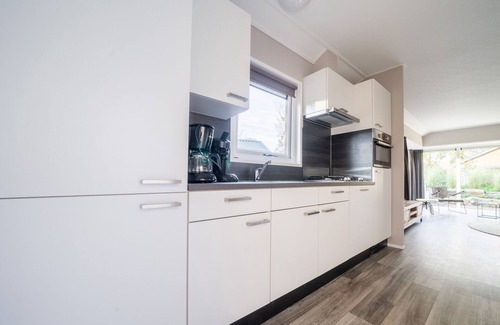 Otterlo Ski Chalet | Modern chalet with dishwasher