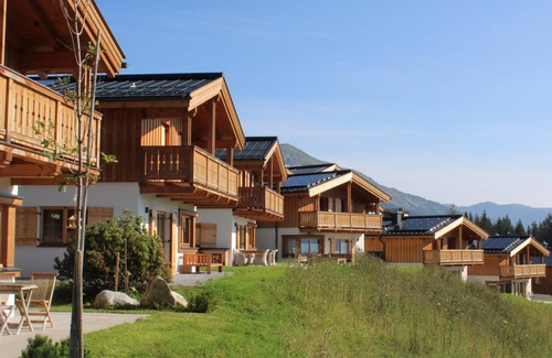 Hochkrimml House | Modern chalet with mountain view, sauna, and close to the slopes