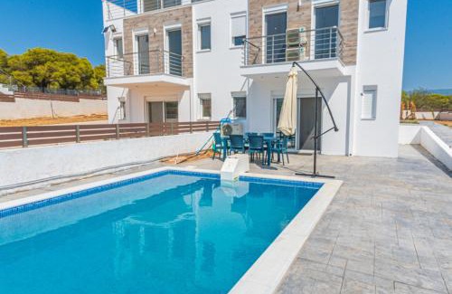 Isthmia Villa | Modern, Cheerful & Dream Catching Villa in Corinth