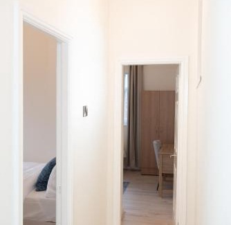 Newcastle-upon-Tyne Apartment | Modern City Living, 1km from the Heart of Town!