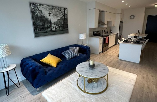 Cambridge Apartment | Modern Condo in Downtown Cambridge - monthly options .
