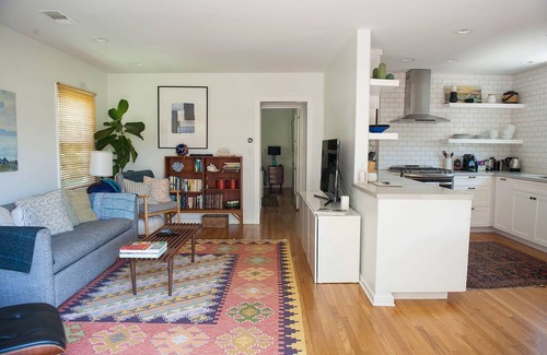 Ocean Park Cottage | Modern Cottage - Perfect Location 4 Blocks to the Beach