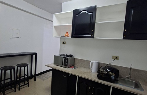 Moonwalk Condo | Modern & Cozy Condo near Manila Airport