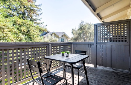 Cupertino Apartment | Modern Cupertino 1BR w/Pool, Gym, A/C, walk to shops, by Blueground