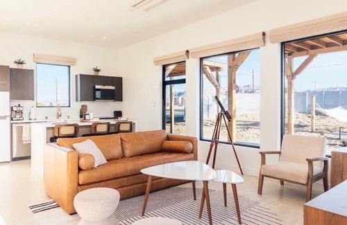 Yucca Valley House | Modern Desert Oasis minutes from the park