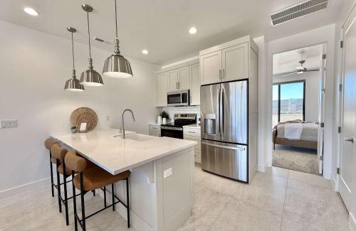 Kanab House | Modern Desert Townhome in Kanab Close to Zion