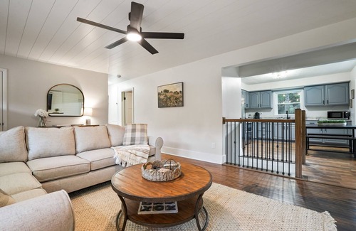 McArthur Cabin | Modern DogFriendly Cabin | HotTub + FirePit + Land