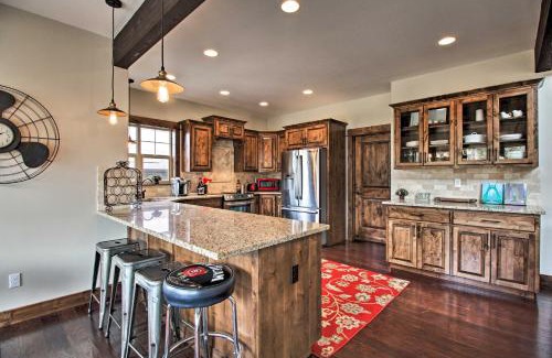 Redmond House | Modern Eagle Crest Escape with Patio and 2 Balconies!