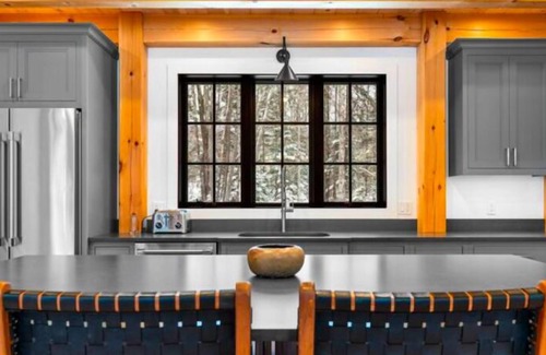 Morrisville House | Modern Elegance in Sterling Valley New 4BR Retreat
