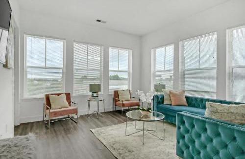 Castleberry Hill Apartment | Modern Escape