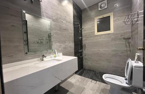 Medina Apartment | Modern Family Apartments 7 Mins Drive to Al Masjid Nabwi - Glamor