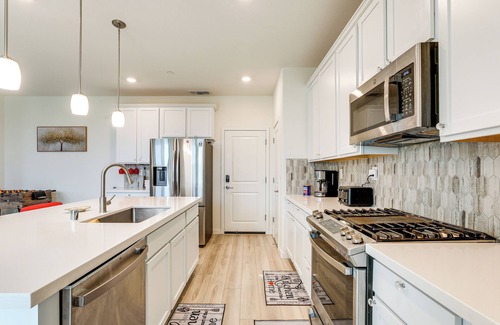 Roseville House | Modern Family Home in Suburbs of Sacramento!