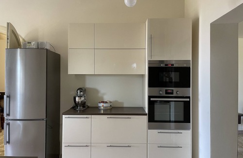 San Quirico d'Orcia House | Modern Farmhouse surrounded by vineyard/olive groves, 5 min from the town center