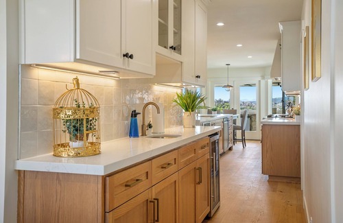 Paso Robles House | Modern Farmhouse & Guest House w/Pool & Vineyard Views!