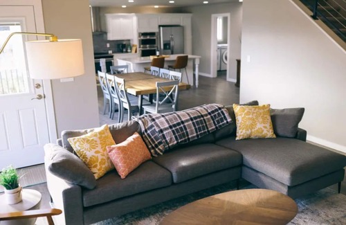 Southwest Ada County Alliance House | Modern farmhouse on 9 acres in the middle of Boise