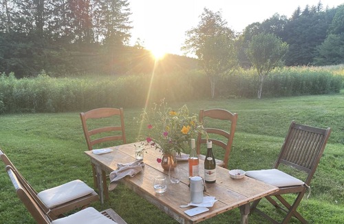 Canaan House | Modern Farmhouse with Sauna & Pool on 100+ Acres.