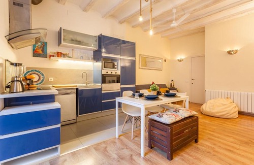 Poblenou Apartment | Modern Flat next to Bogatell beach