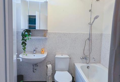 Hagen-Hohenlimburg Apartment | Modern flat with elevator/balcony/parking