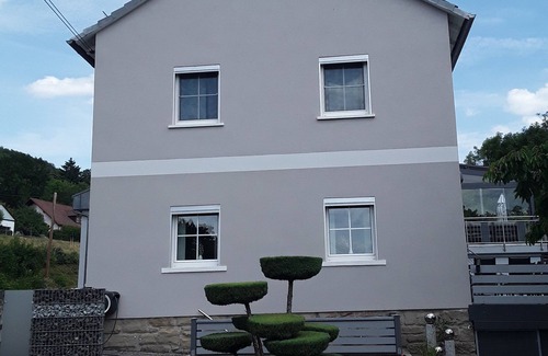 Sulzfeld House | Modern furnished apartment in the green heart of Lower Franconia