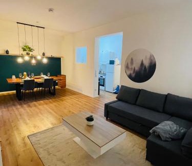 Hochheide Apartment | modern * gemütlich * Nespresso * Terrasse * Netflix