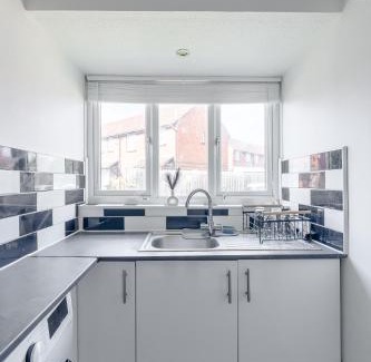 Thamesmead Apartment | Modern Greenwich Townhouse