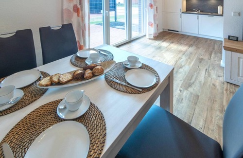 Westeraccumersiel Apartment | Modern ground floor apartment Midgard in a central location