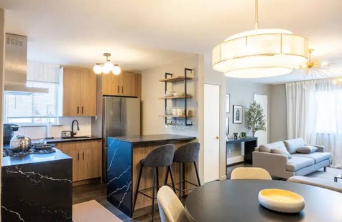 Canarsie House | Modern Haven Near Canarsie Pier