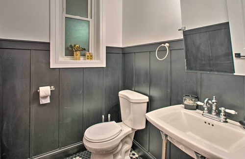 Grand Boulevard House | Modern Historic Greystone ~ 5 Mi to Downtown!