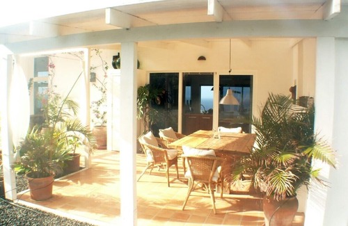 Frontera House | Modern holiday house in exclusive coast location