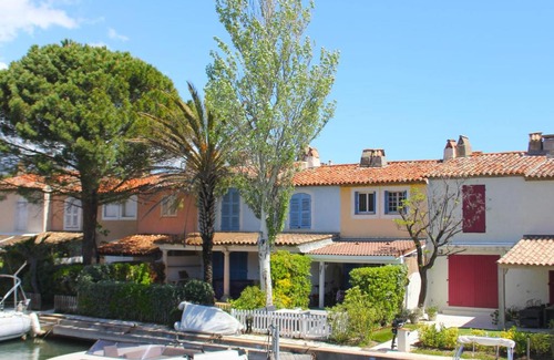 Port Grimaud House | Modern holiday home in Port Grimaud near the beach