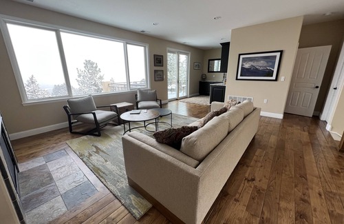 Broadmoor House | Modern Home, 3 Family Rooms, 3 Decks, 1 Mile from Broadmoor, 500’ above CoS.