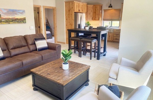 Del Norte House | Modern Home on Rio Grande River