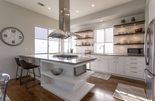 Coronado House | Modern Home w/Rooftop Deck - Walk to Bay, Ferry, Restaurants and Shops