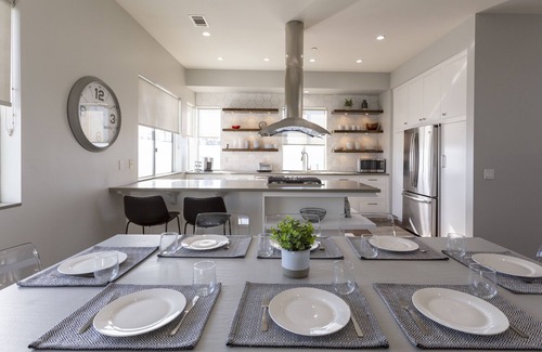 Coronado House | Modern Home w/Rooftop Deck - Walk to Bay, Ferry, Restaurants and Shops