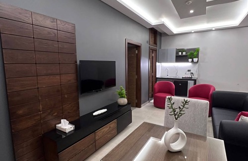 Duhur ash Shuwayr Apartment | Modern Hotel Near Downtown Beirut, Featuring Spacious Suites, Just 10 Mins Away