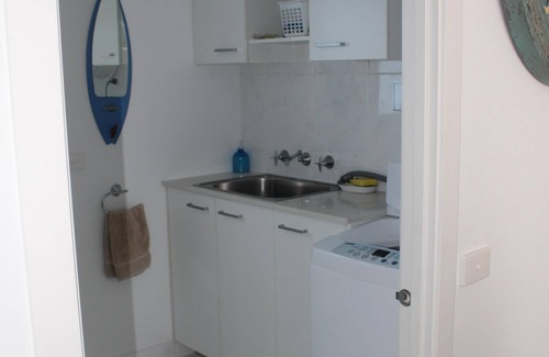 Surf Beach House | Modern house close to Batemans Bay, Mogo Bike trails and kid friendly beaches.