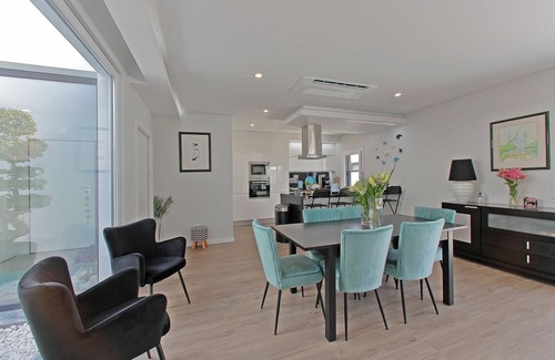 Seixal Villa | Modern House w/Private Heated Pool, Interior garden & Parking - Casa do Sul